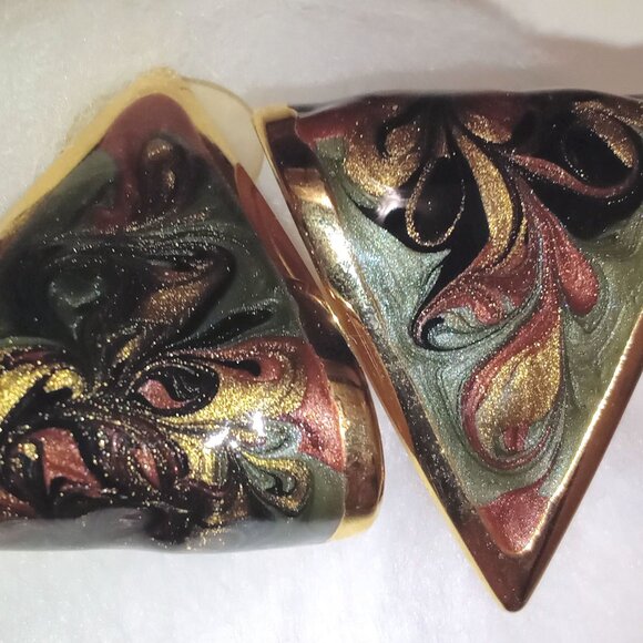 VINTAGE TRIANGLE SHAPED DROP PIERCED EARRINGS GREEN/GOLD - Picture 5 of 6